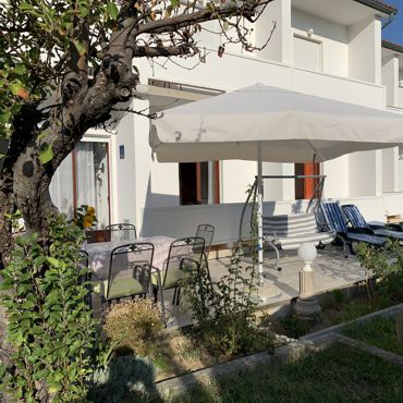 beach for nudists 300 meters from the house